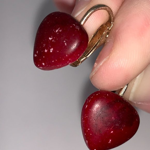 13 mm Red Howlite Clip Earrings - Picture 11 of 14